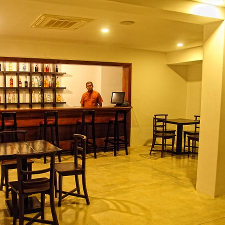 Rajarata Hotel Anuradhapura Eksteriør billede