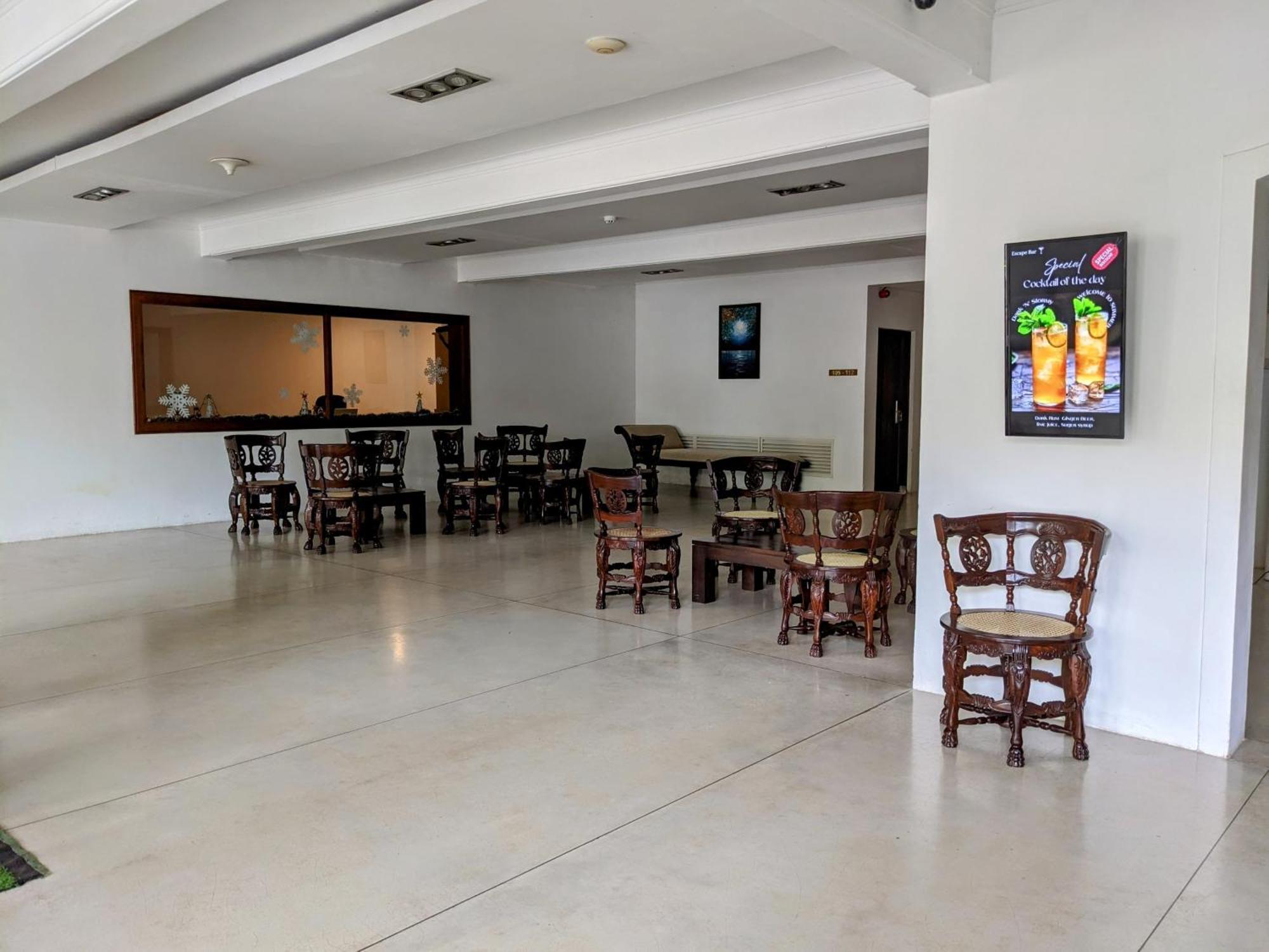 Rajarata Hotel Anuradhapura Eksteriør billede