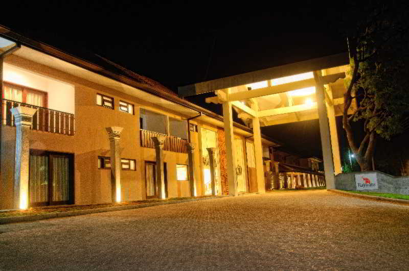 Rajarata Hotel Anuradhapura Eksteriør billede