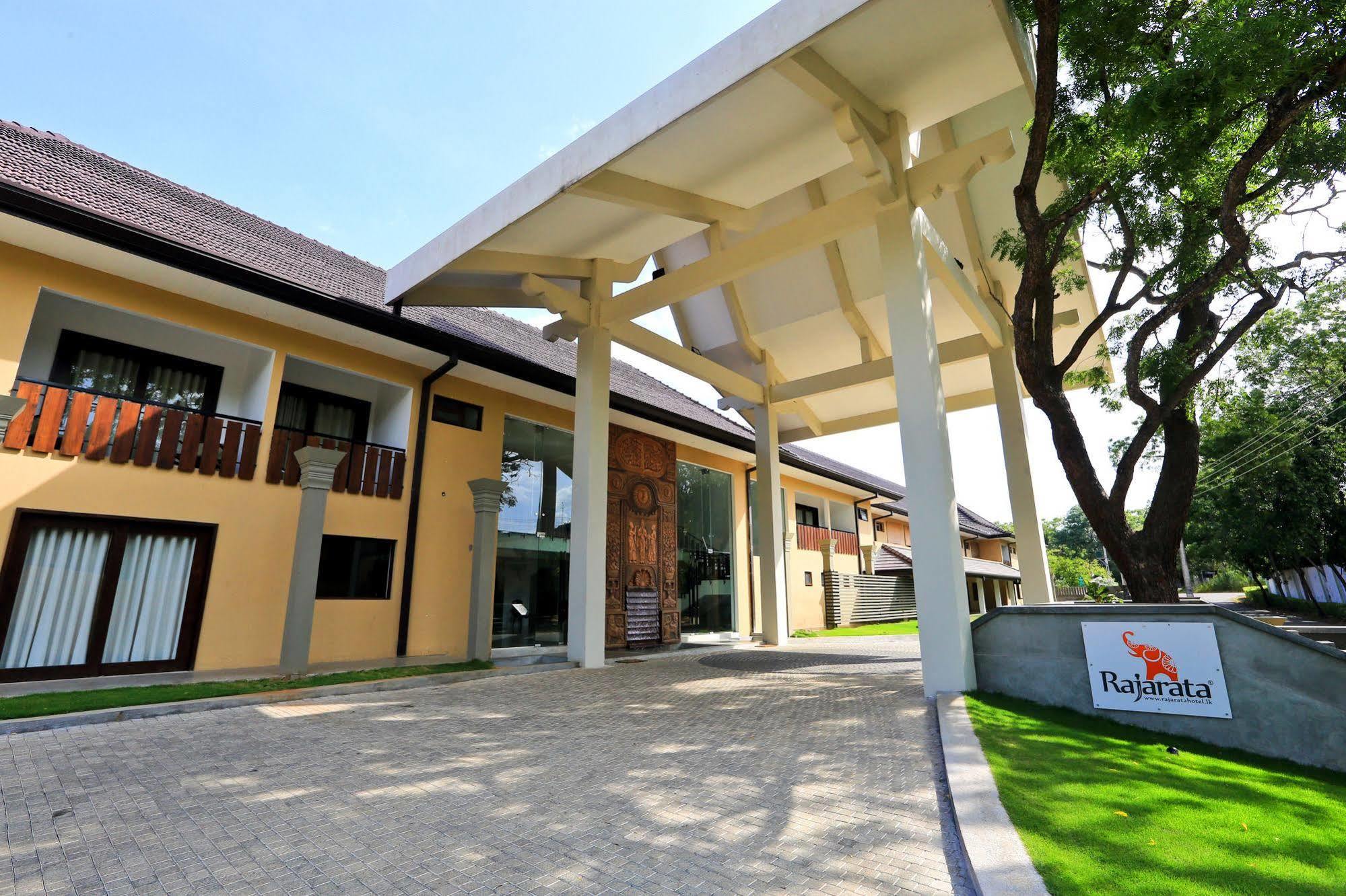 Rajarata Hotel Anuradhapura Eksteriør billede