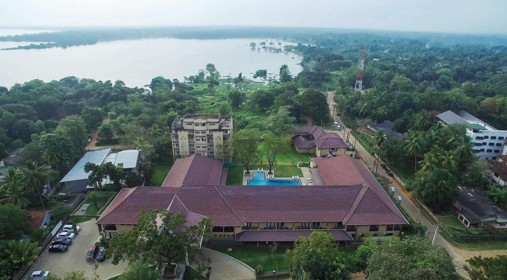 Rajarata Hotel Anuradhapura Eksteriør billede